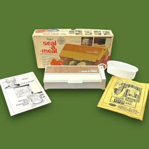 Vintage Dazey Seal A Meal White #5005-SAM1 70s Vacuum Food Sealer w/ All Extras